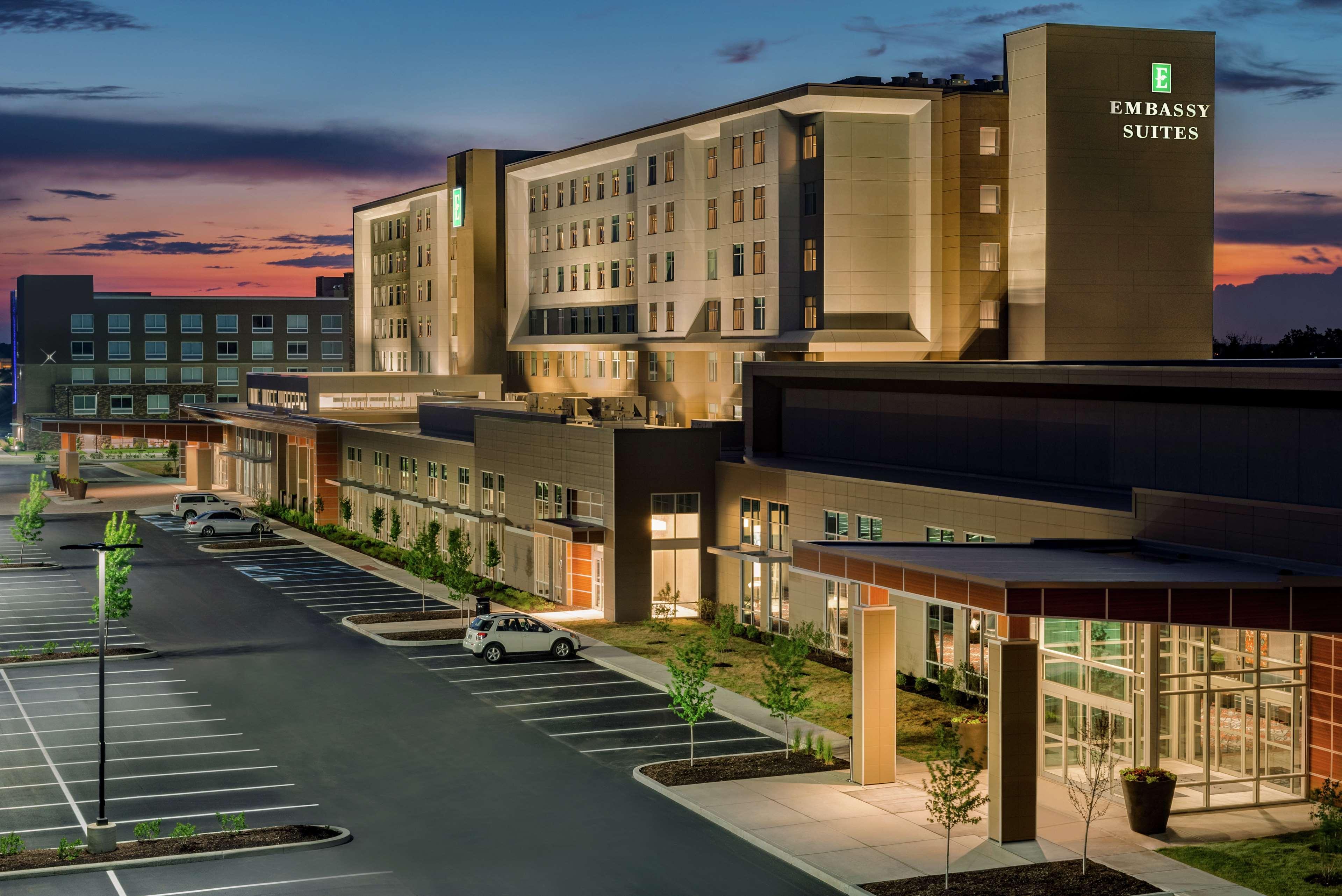 Embassy Suites By Hilton Noblesville Indianapolis Conv Ctr Exterior photo